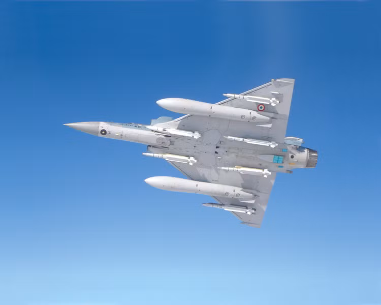 Ukraine nhận lô Mirage 2000 đầu tiên từ Pháp - Hình 7 Ukraine nhan lo Mirage 2000 dau tien tu Phap-Hinh-7