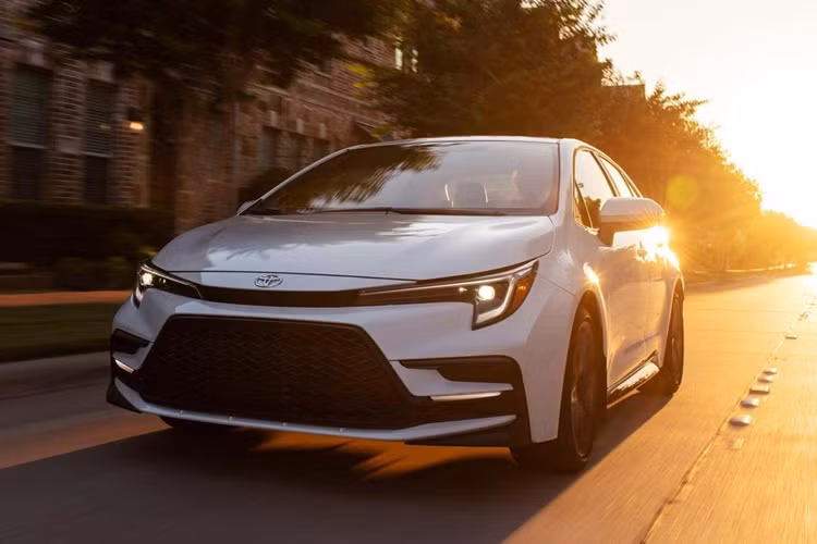 Top 10 ôtô đáng tin cậy nhất 2024 – Toyota vẫn dẫn đầu bảng - Hình 3 Top 10 oto dang tin cay nhat 2024 – Toyota van dan dau bang-Hinh-3