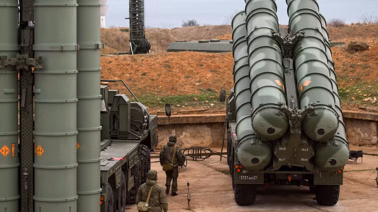 Lộ diện "hung thần" bắn hạ tiêm kích Mỹ trên bầu trời Ukraine - Hình 14 Lo dien