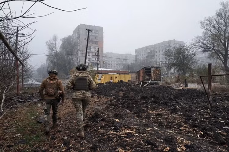 Kịch chiến Kursk, Ukraine phản công, Nga tiêu diệt phá vòng vây - Hình 11 Kich chien Kursk, Ukraine phan cong, Nga tieu diet pha vong vay-Hinh-11