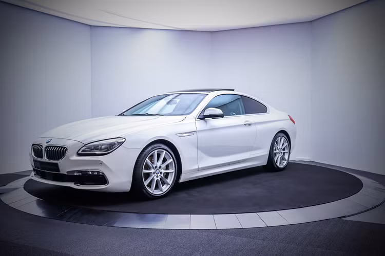 BMW “đe dọa” soán ngôi vương Mercedes-Benz tại Việt Nam - Hình 6 BMW “de doa” soan ngoi vuong Mercedes-Benz tai Viet Nam-Hinh-6