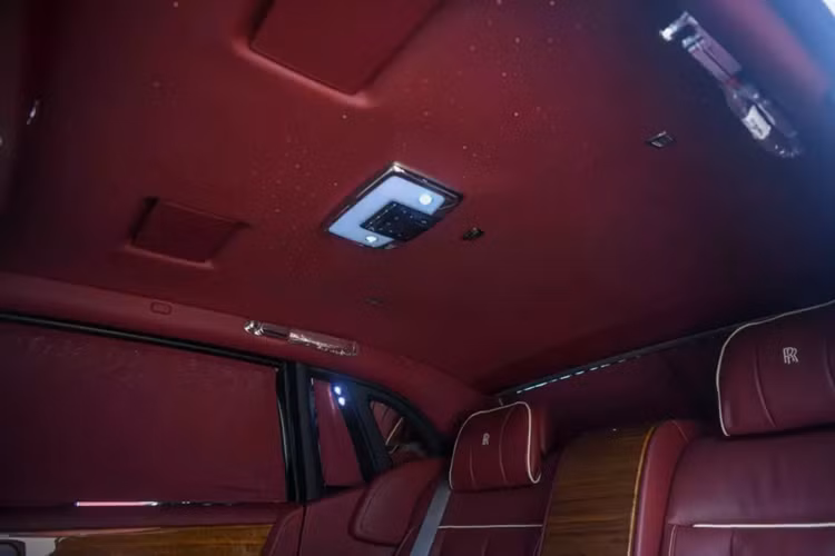 Cận cảnh Rolls-Royce Phantom VIII "giá rẻ" về Việt Nam... chỉ 39 tỷ đồng - Hình 5 Can canh Rolls-Royce Phantom VIII
