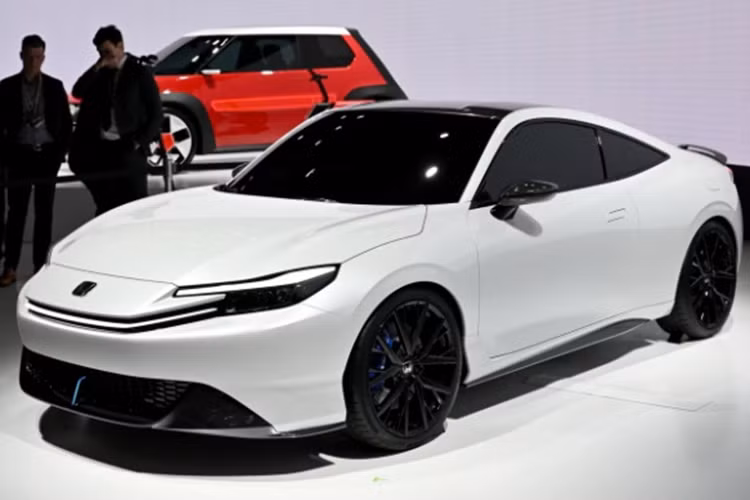 Lộ diện Honda Prelude hybrid 2025 "ăn xăng như ngửi" từ 693 triệu đồng? - Hình 2 Lo dien Honda Prelude hybrid 2025