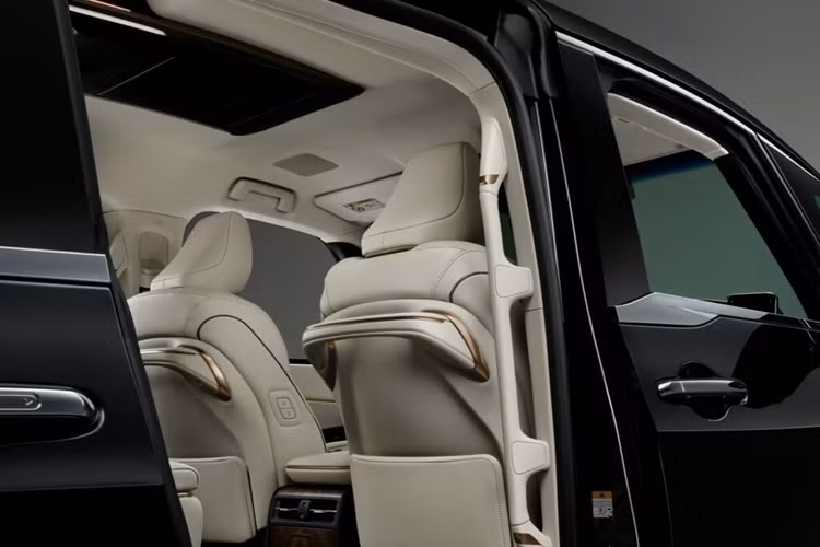 Can canh Lexus LM500h L 2024 ban 6 cho, tu 2,25 ty dong-Hinh-8