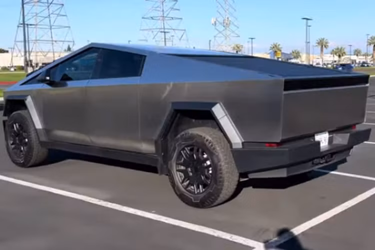 Tesla Cybertruck 2024 liệu có sắp về tay Minh Nhựa? - Hình 4 Tesla Cybertruck 2024 lieu co sap ve tay Minh Nhua?-Hinh-4