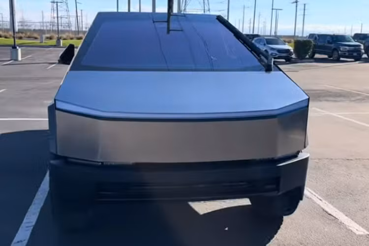 Tesla Cybertruck 2024 liệu có sắp về tay Minh Nhựa? - Hình 2 Tesla Cybertruck 2024 lieu co sap ve tay Minh Nhua?-Hinh-2
