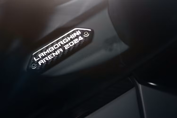 Chiêm ngưỡng chiếc Lamborghini Revuelto Ad Personam “độc nhất vô nhị" - Hình 6 Chiem nguong chiec Lamborghini Revuelto Ad Personam “doc nhat vo nhi