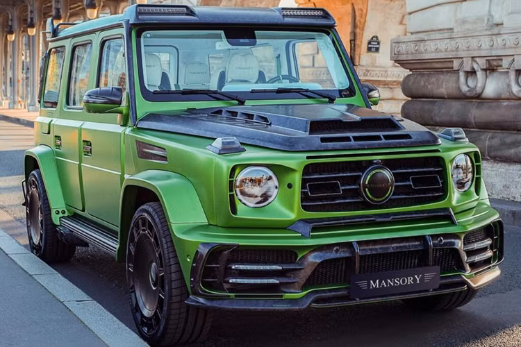 Chiêm ngưỡng SUV Mercedes-AMG G63 độ Mansory phối màu độc đáo - Hình 9 Chiem nguong SUV Mercedes-AMG G63 do Mansory phoi mau doc dao-Hinh-9