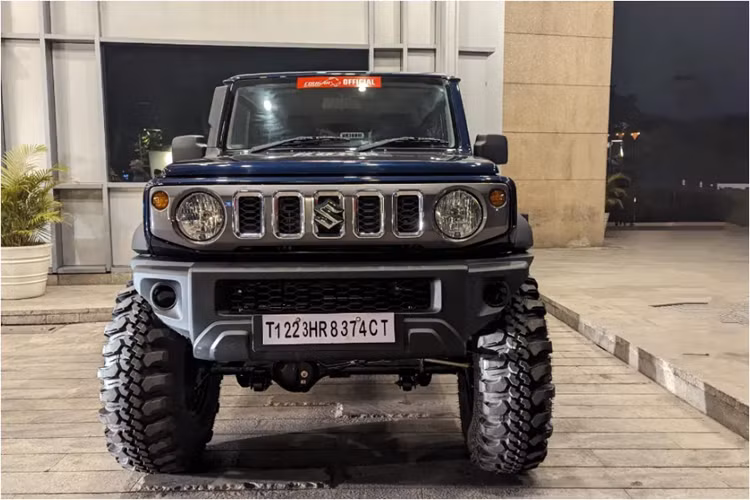 Suzuki Jimny 5 cua tu 362 trieu dong dau tien do off-road sieu ham ho-Hinh-4
