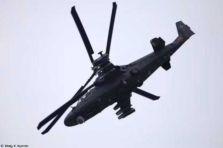 Ka-52: "Quái thú" khiến bộ binh Ukraine ăn không ngon, ngủ không yên - Hình 11 Ka-52: