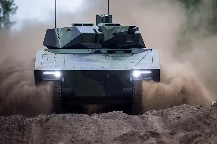Đức gửi KF41 Lynx đầu tiên đến Ukraine: Cơ hội hay rủi ro? Duc gui KF41 Lynx dau tien den Ukraine: Co hoi hay rui ro?