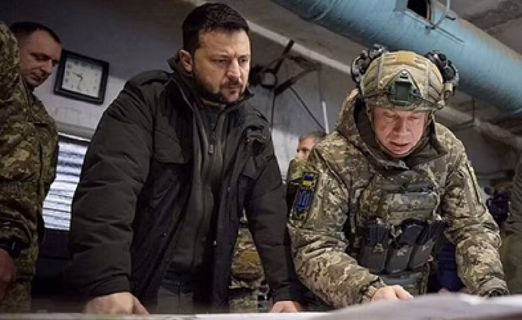 Quân Ukraine mất khả năng phản công, phòng tuyến Pokrovsk sắp sụp đổ - Hình 6 Quan Ukraine mat kha nang phan cong, phong tuyen Pokrovsk sap sup do-Hinh-6
