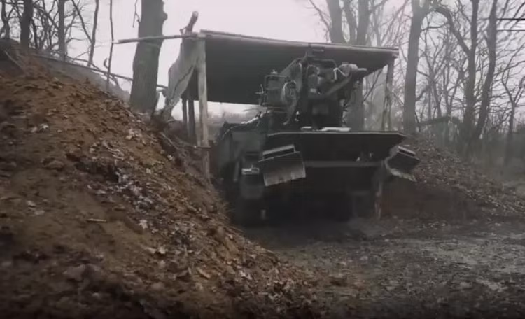 Lính Ukraine sợ hãi trước các loại UAV FPV của Nga - Hình 2 Linh Ukraine so hai truoc cac loai UAV FPV cua Nga-Hinh-2