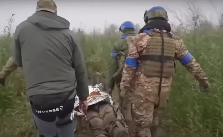 Kursk: 75.000 quân Nga vây chặt 11.000 tàn quân Ukraine - Hình 13 Kursk: 75.000 quan Nga vay chat 11.000 tan quan Ukraine-Hinh-13