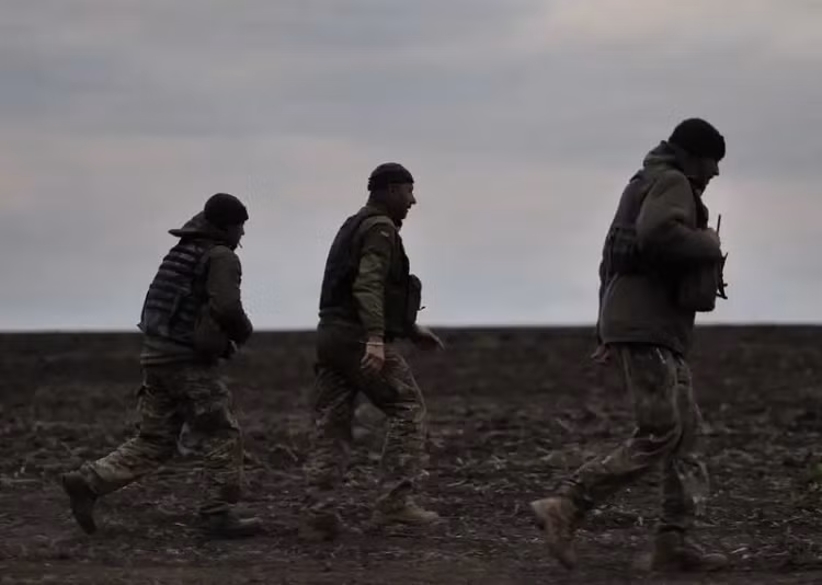Kursk: 75.000 quân Nga vây chặt 11.000 tàn quân Ukraine - Hình 8 Kursk: 75.000 quan Nga vay chat 11.000 tan quan Ukraine-Hinh-8