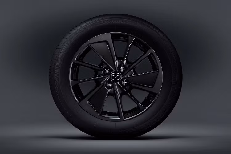 Mazda2 tiếp tục nâng cấp với màn hình giải trí "siêu to khổng lồ" - Hình 8 Mazda2 tiep tuc nang cap voi man hinh giai tri
