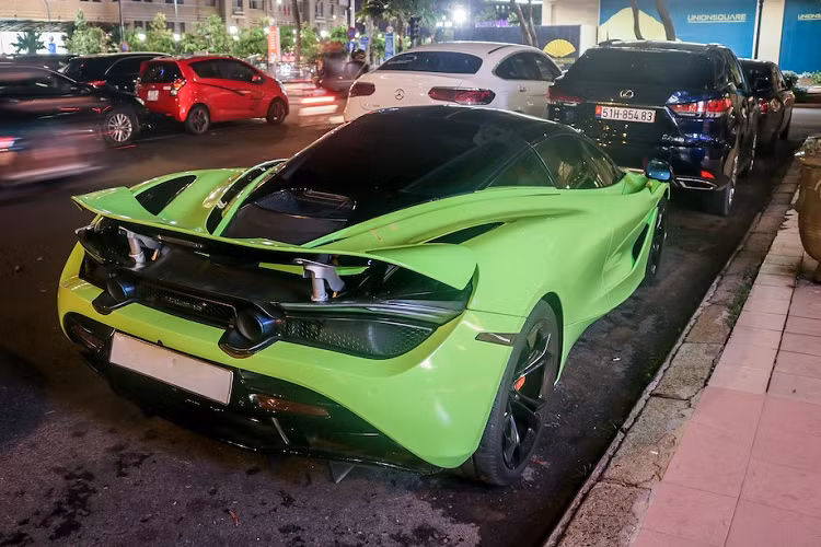 “Quy ong tia chop” cuoi McLaren 720S hon 20 ty mung Midu ra phim moi-Hinh-6
