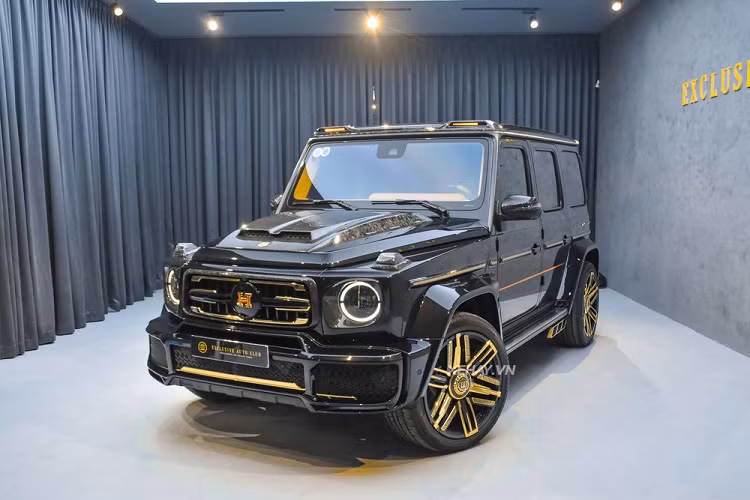 Dan choi Viet Nam dat 12 luong vang 24K len Mercedes-AMG G63