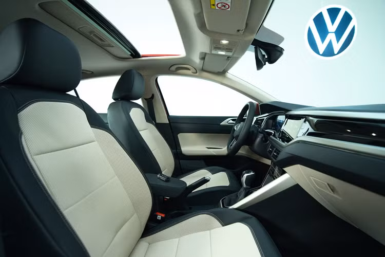 Cận cảnh Volkswagen Virtus 2023 tại Việt Nam, cao nhất hơn 1 tỷ đồng - Hình 4 Can canh Volkswagen Virtus 2023 tai Viet Nam, cao nhat hon 1 ty dong-Hinh-4