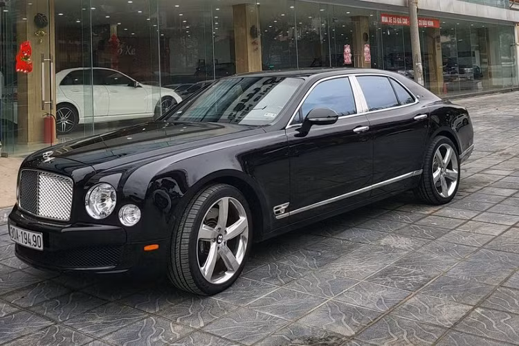 Bentley Mulsanne Le Mans Edition độc nhất Việt Nam rao bán 11 tỷ đồng Bentley Mulsanne Le Mans Edition doc nhat Viet Nam rao ban 11 ty dong