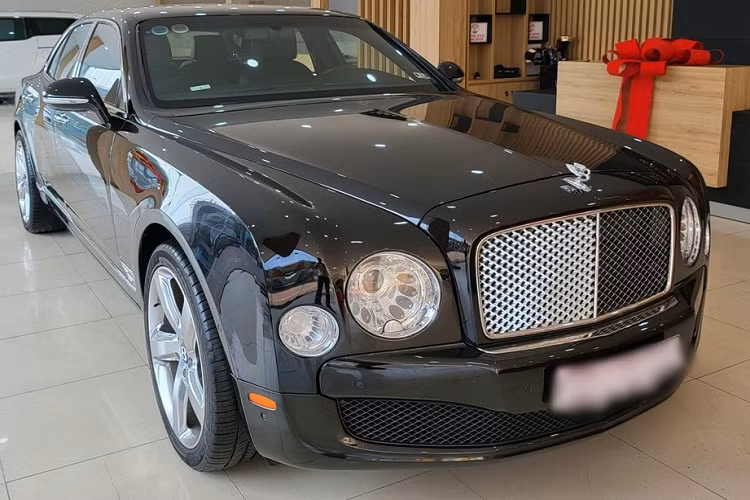Bentley Mulsanne Le Mans Edition độc nhất Việt Nam rao bán 11 tỷ đồng - Hình 3 Bentley Mulsanne Le Mans Edition doc nhat Viet Nam rao ban 11 ty dong-Hinh-3