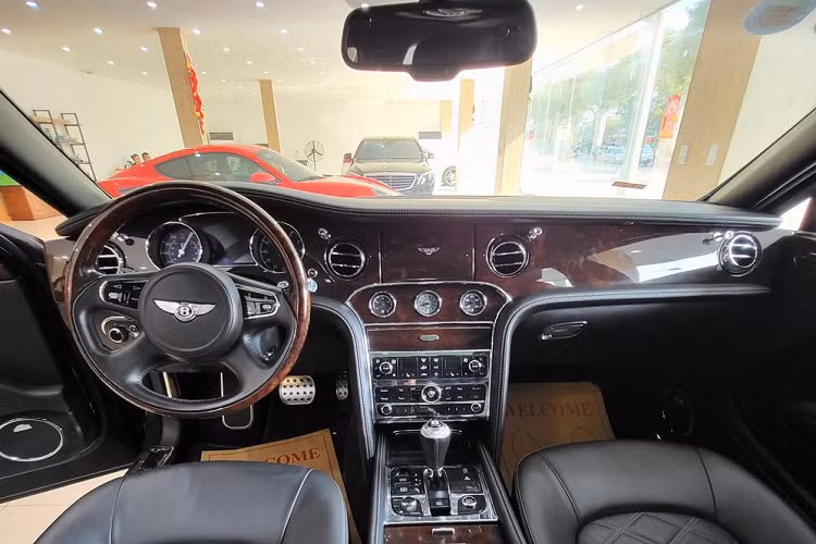 Bentley Mulsanne Le Mans Edition độc nhất Việt Nam rao bán 11 tỷ đồng - Hình 6 Bentley Mulsanne Le Mans Edition doc nhat Viet Nam rao ban 11 ty dong-Hinh-6