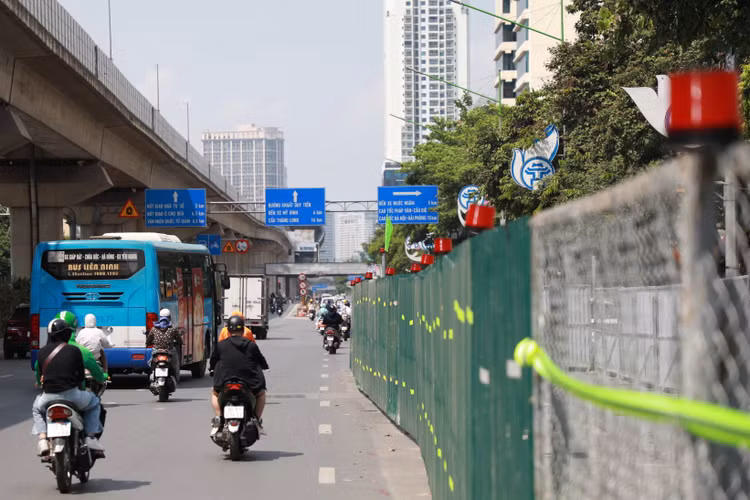 Ha Noi: Dung 