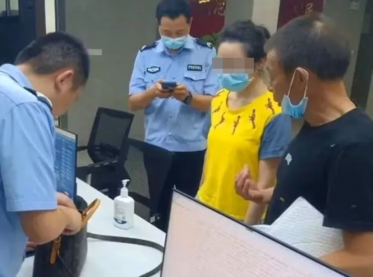 Chú rể biến mất đêm tân hôn, cô dâu lộ bí mật ghê rợn - Hình 13 Chu re bien mat dem tan hon, co dau lo bi mat ghe ron-Hinh-13