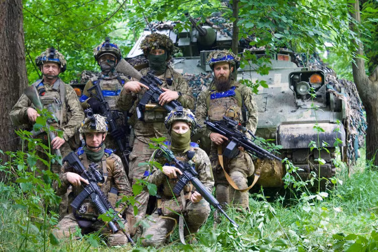 Trong 3 ngay, Lu doan 47 tinh nhue cua Ukraine bi danh te liet-Hinh-2