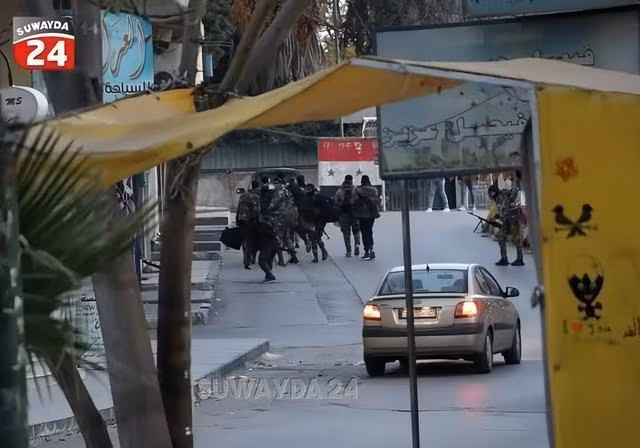 Tình hình Syria: Tướng Nga phản công thất bại, mất thêm 4 tỉnh - Hình 5 Tinh hinh Syria: Tuong Nga phan cong that bai, mat them 4 tinh-Hinh-5