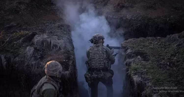 Lính Azov của Ukraine sử dụng chiến thuật mới ở thành phố Toretsk - Hình 3 Linh Azov cua Ukraine su dung chien thuat moi o thanh pho Toretsk-Hinh-3