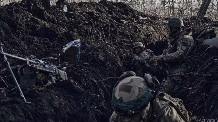 Lính Azov của Ukraine sử dụng chiến thuật mới ở thành phố Toretsk - Hình 7 Linh Azov cua Ukraine su dung chien thuat moi o thanh pho Toretsk-Hinh-7