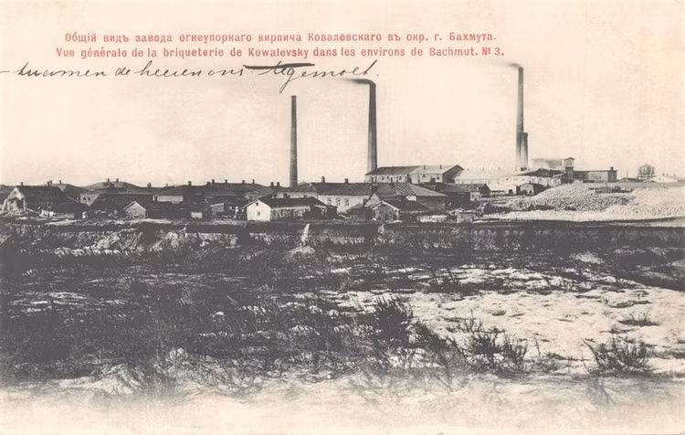 Ukraine mất trung tâm phòng ngự, số phận Chasov Yar đếm ngược - Hình 11 Ukraine mat trung tam phong ngu, so phan Chasov Yar dem nguoc-Hinh-11