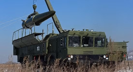 Vũ khí trả đũa nguy hiểm nhất của Nga trên chiến trường Ukraine - Hình 12 Vu khi tra dua nguy hiem nhat cua Nga tren chien truong Ukraine-Hinh-12