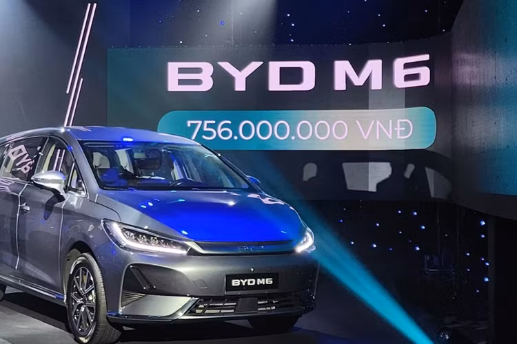 BYD M6 giá 756 triệu tại Việt Nam, đối thủ Toyota Innova Cross - Hình 8 BYD M6 gia 756 trieu tai Viet Nam, doi thu Toyota Innova Cross-Hinh-8