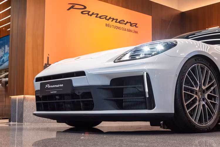Tận thấy Porsche Panamera 2025 từ 6,42 tỷ vừa ra mắt Việt Nam - Hình 8 Tan thay Porsche Panamera 2025 tu 6,42 ty vua ra mat Viet Nam-Hinh-8