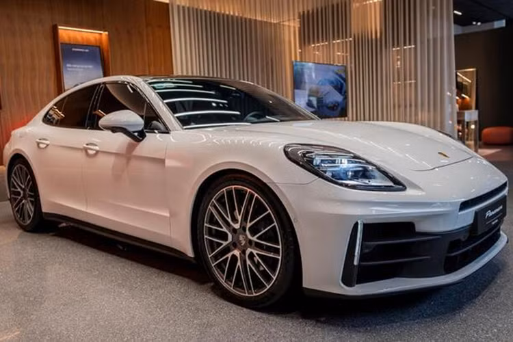 Tận thấy Porsche Panamera 2025 từ 6,42 tỷ vừa ra mắt Việt Nam - Hình 9 Tan thay Porsche Panamera 2025 tu 6,42 ty vua ra mat Viet Nam-Hinh-9