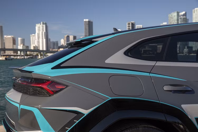 Lamborghini Urus SE "màu độc" với 230 giờ chế tác thủ công - Hình 10 Lamborghini Urus SE