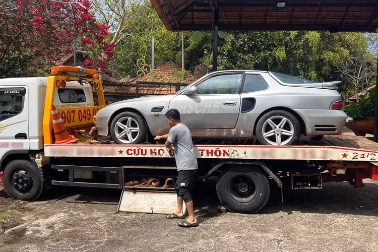 Porsche 944 của Qua Vũ "bỏ xó" gần 1 năm, lần đầu xuống phố - Hình 9 Porsche 944 cua Qua Vu