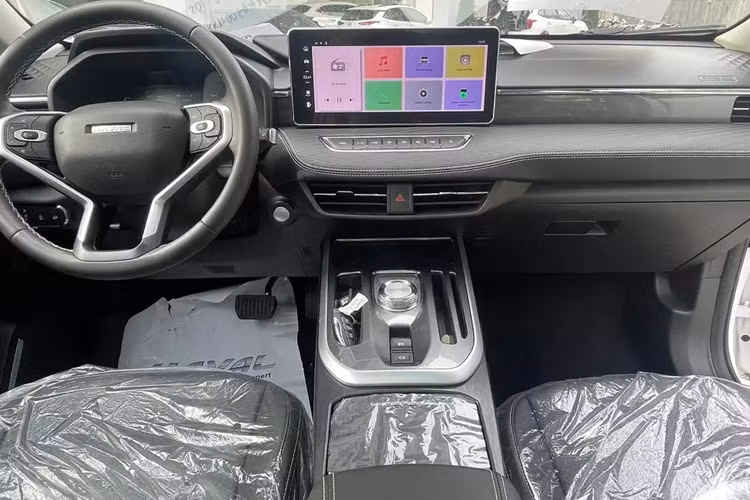 Haval Jolion bằng xương bằng thịt về Việt Nam, giá dưới 700 triệu? - Hình 8 Haval Jolion bang xuong bang thit ve Viet Nam, gia duoi 700 trieu?-Hinh-8