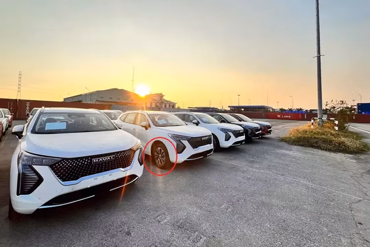 Haval Jolion bằng xương bằng thịt về Việt Nam, giá dưới 700 triệu? - Hình 3 Haval Jolion bang xuong bang thit ve Viet Nam, gia duoi 700 trieu?-Hinh-3