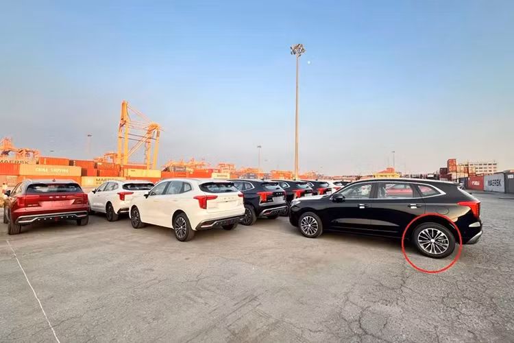 Haval Jolion bằng xương bằng thịt về Việt Nam, giá dưới 700 triệu? - Hình 4 Haval Jolion bang xuong bang thit ve Viet Nam, gia duoi 700 trieu?-Hinh-4