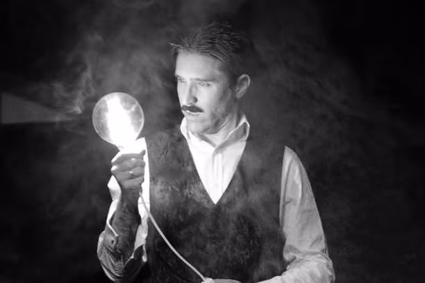 Giật mình quan điểm sai lầm của thiên tài Nikola Tesla - Hình 12 Giat minh quan diem sai lam cua thien tai Nikola Tesla-Hinh-12