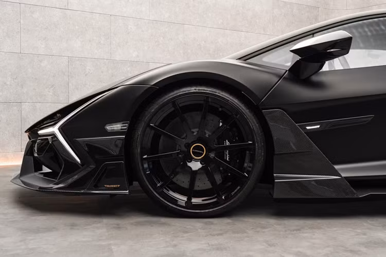 Chi tiết Lamborghini Revuelto Mansory Initiate mạnh 1.070 mã lực - Hình 6 Chi tiet Lamborghini Revuelto Mansory Initiate manh 1.070 ma luc-Hinh-6