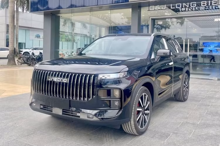 Jaecoo J7 PHEV tại Việt Nam bất ngờ giảm tới 90 triệu đồng Jaecoo J7 PHEV tai Viet Nam bat ngo giam toi 90 trieu dong