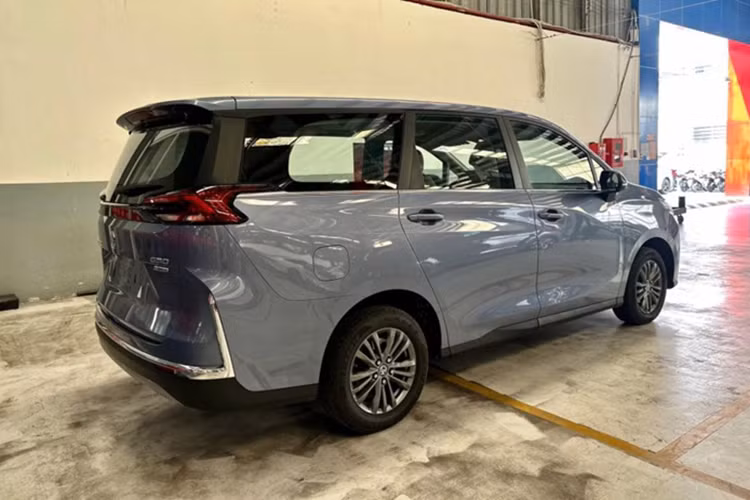 "Nội soi" các phiên bản MG G50 giá mềm sắp bán tại Việt Nam - Hình 10 Cung cấp sức mạnh cho cả 3 bản của MG G50 là máy xăng 1.5L tăng áp cho công suất 169 mã lực và mô-men xoắn 285 Nm. Động cơ kết hợp cùng hệ dẫn động cầu trước. Với mức giá từ 520 triệu, đi cùng động cơ 1.5L tăng áp mạnh 169 mã lực, MG G50 có phần hấp dẫn hơn Mitsubishi Xpander - vua doanh số phân khúc MPV giá rẻ 7 năm liền tại Việt Nam.