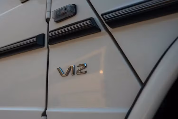 Mercedes-AMG G63 V12 đặc biệt "hàng hiếm" của Hoàng Gia Ả Rập - Hình 7 Mercedes-AMG G63 V12 dac biet