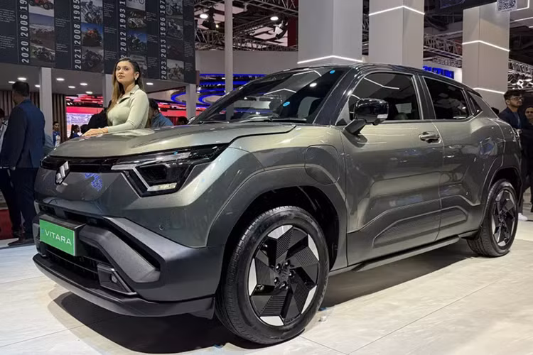 Suzuki e Vitara 2025 chỉ từ 602 triệu đồng có về Việt Nam? - Hình 12 Suzuki e Vitara 2025 chi tu 602 trieu dong co ve Viet Nam?-Hinh-12