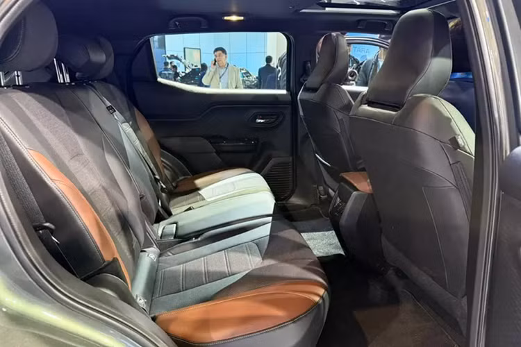 Suzuki e Vitara 2025 chỉ từ 602 triệu đồng có về Việt Nam? - Hình 7 Suzuki e Vitara 2025 chi tu 602 trieu dong co ve Viet Nam?-Hinh-7