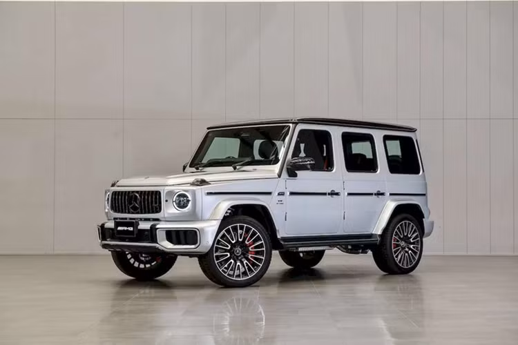 Can canh Mercedes-AMG G63 2025 -